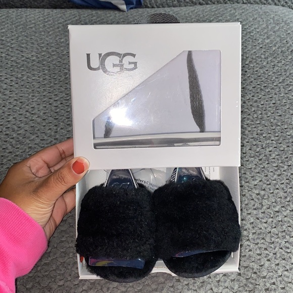 Baby UGG slippers - Picture 5 of 6